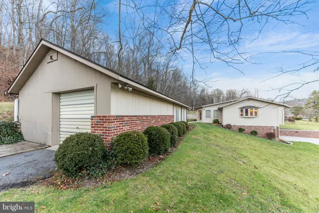 $435,000 | 125 Housel Road, Hopewell, PA 16650