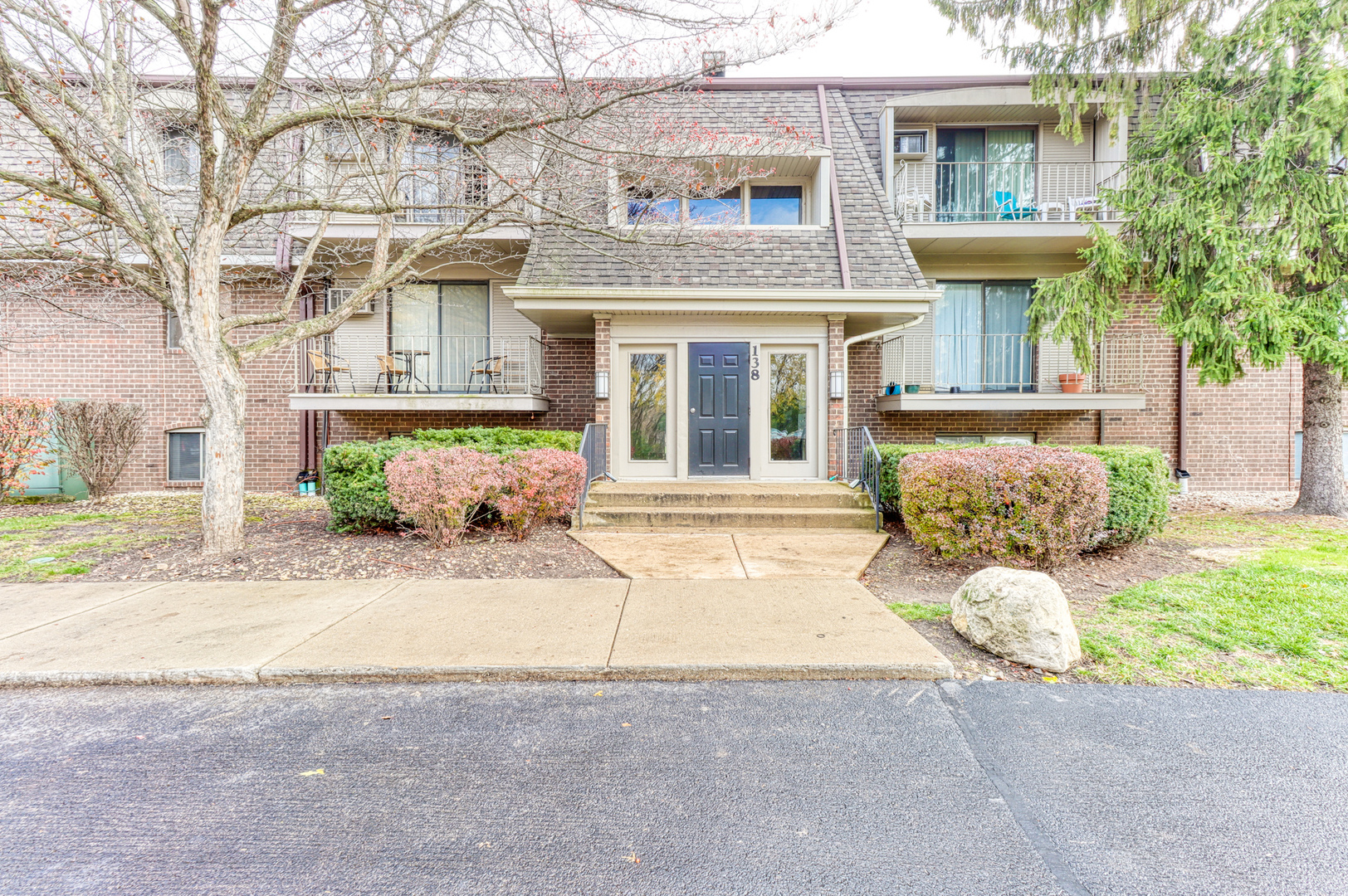 138 East Bailey Road, Unit B Naperville, IL 60565 - Photo 1 of 12 front view of a house