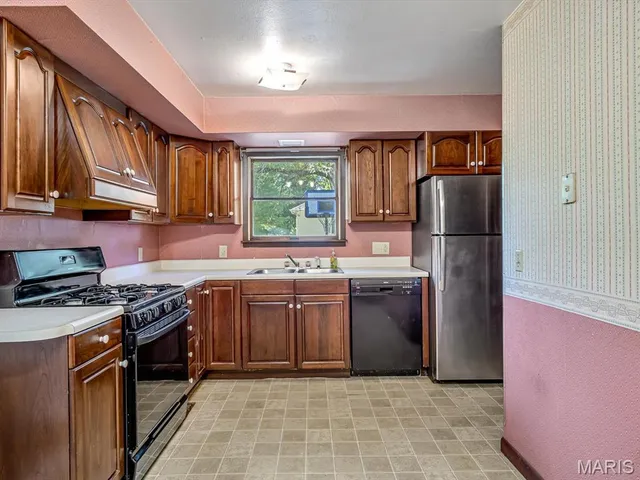 $225,000 | 201 South Oak Lane, Okawville, IL 62271