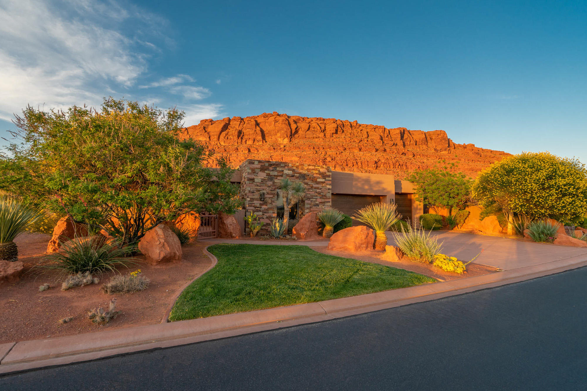 2336 West Entrada Street, Unit 37 St. George, UT 84770 - Photo 1 of 1 2336 W Entrada Trail #37-007 (1)