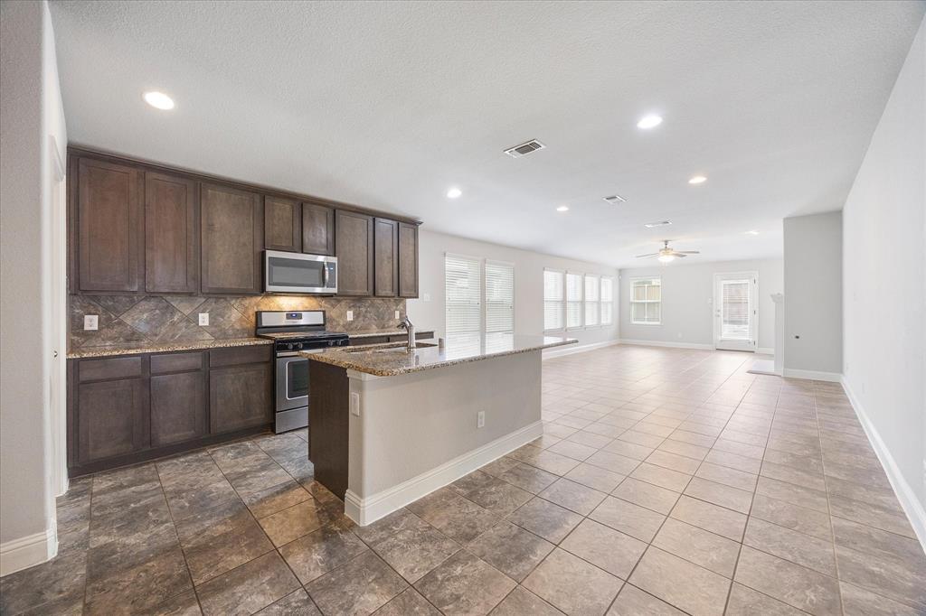 620 England Street Fate, TX 75189 - Photo 9 of 31