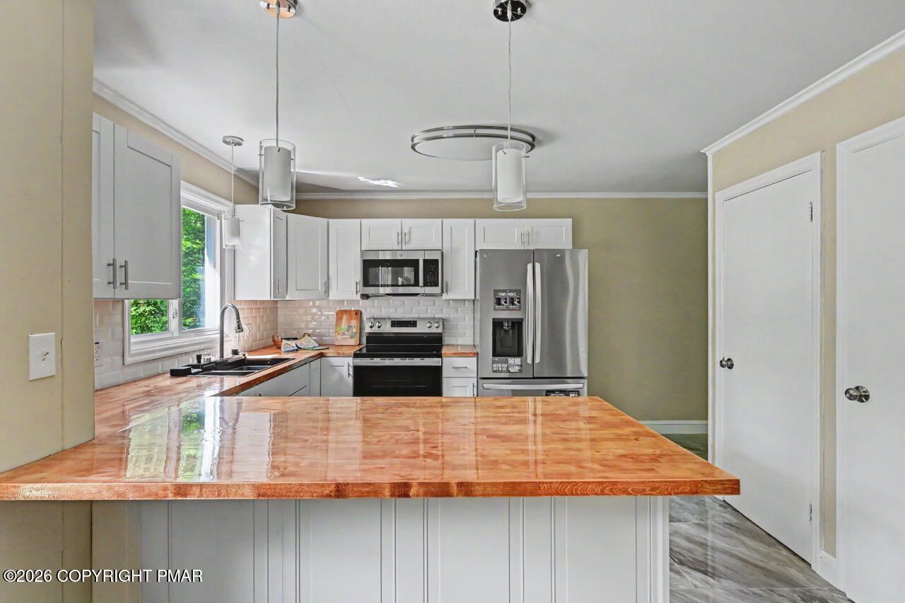754 Carlton Road Tobyhanna, PA 18466 - Photo 14 of 57 754 Carlton Rd 12 Large