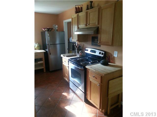 6050 Smith Lake Road Mount Pleasant, NC 28124 - Photo 3 of 7