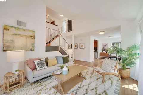 $889,000 | 26670 Joshua Street, Hayward, CA 94544