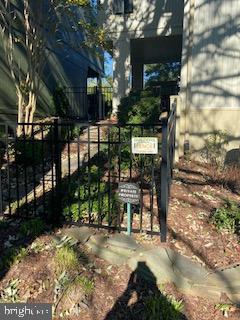 1823 North Shore Court Reston, VA 20190 - Photo 4 of 69