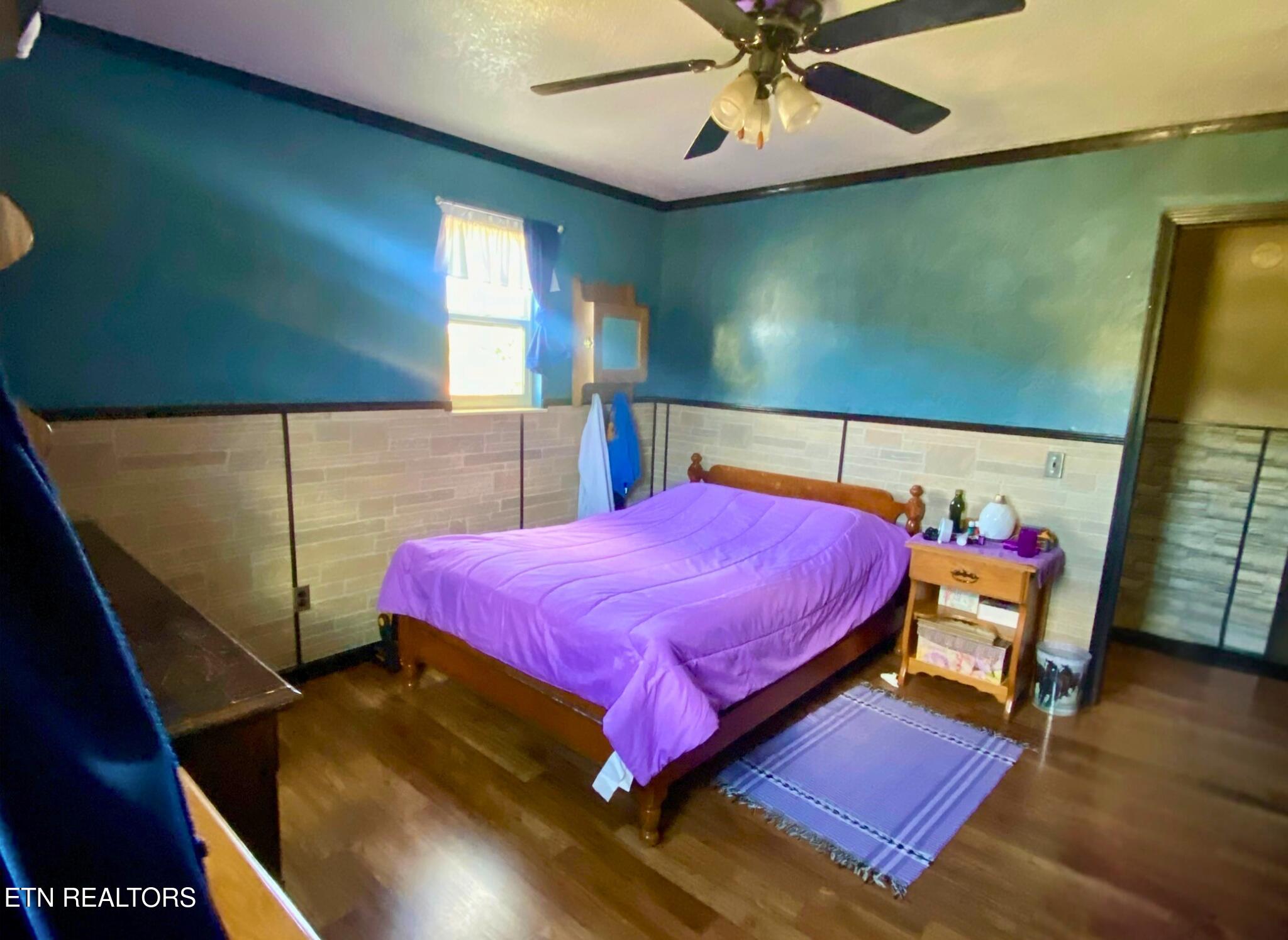 141 Central Avenue Lancing, TN 37770 - Photo 17 of 27 Bedroom 1