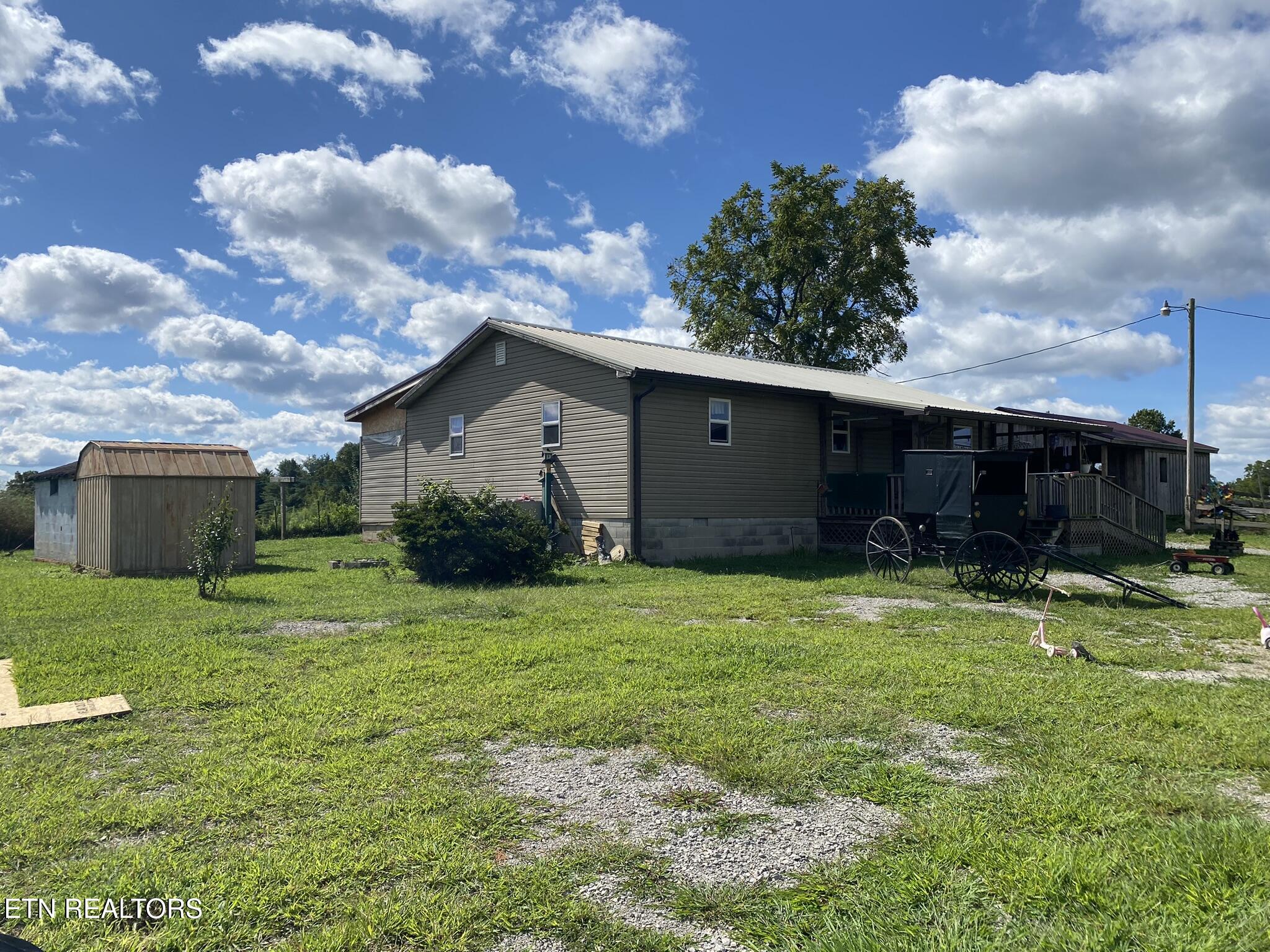 141 Central Avenue Lancing, TN 37770 - Photo 9 of 27 141 Central Ave
