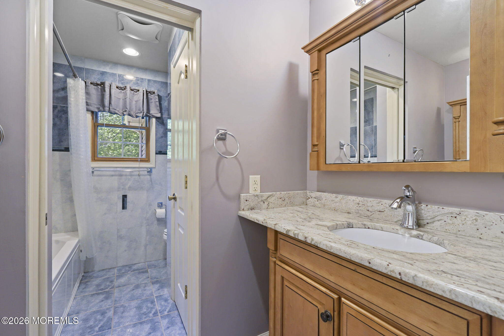 710 Hopping Road Middletown, NJ 07718 - Photo 21 of 37 Hall Bath