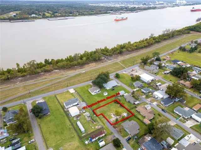 $54,000 | 11 Clayton Drive, Norco, LA 70079