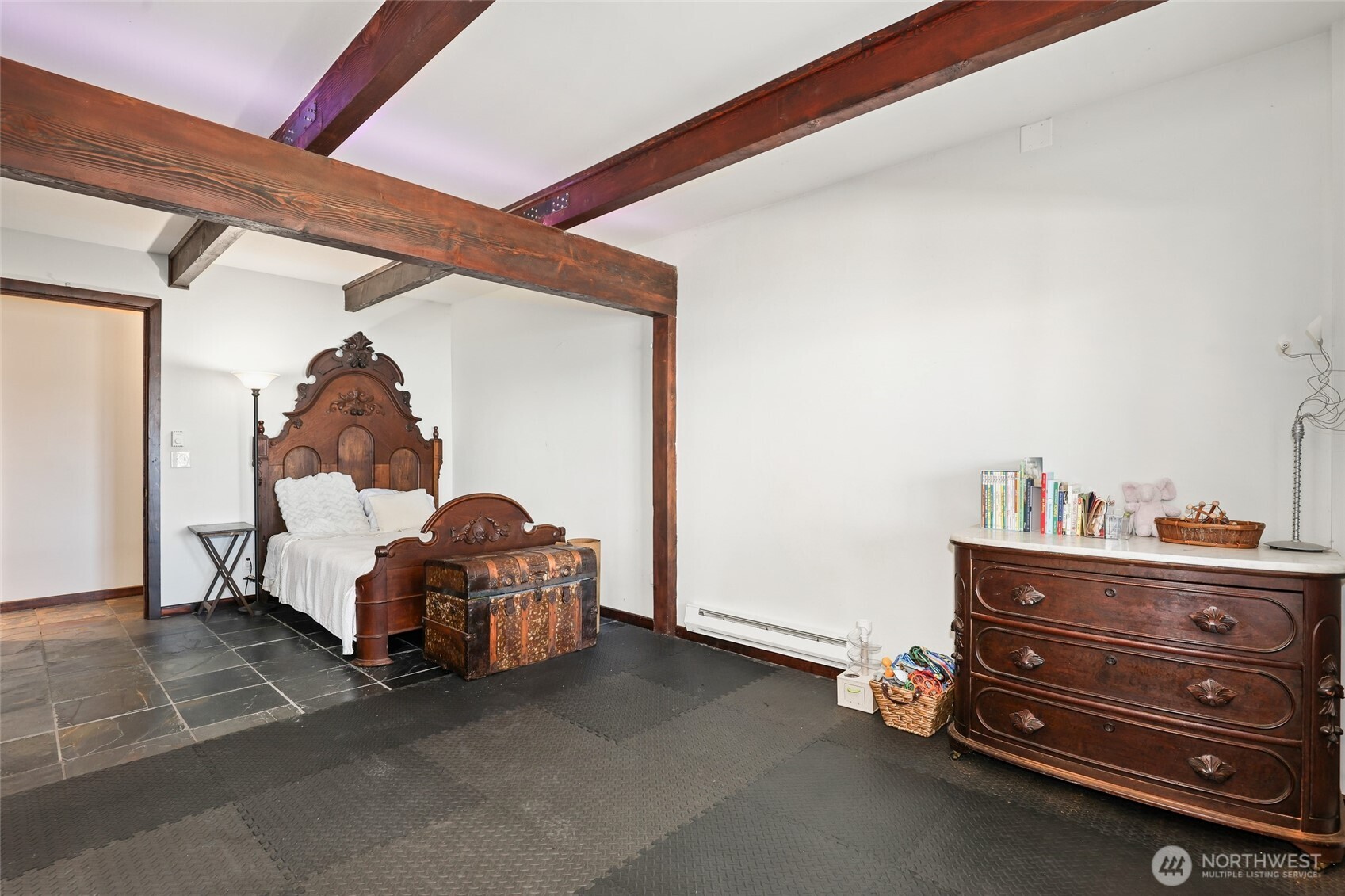 10806 West Morris Boulevard Steilacoom, WA 98388 - Photo 15 of 39