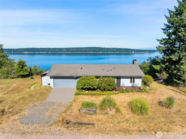 $595,000 | 10806 West Morris Boulevard, Steilacoom, WA 98388