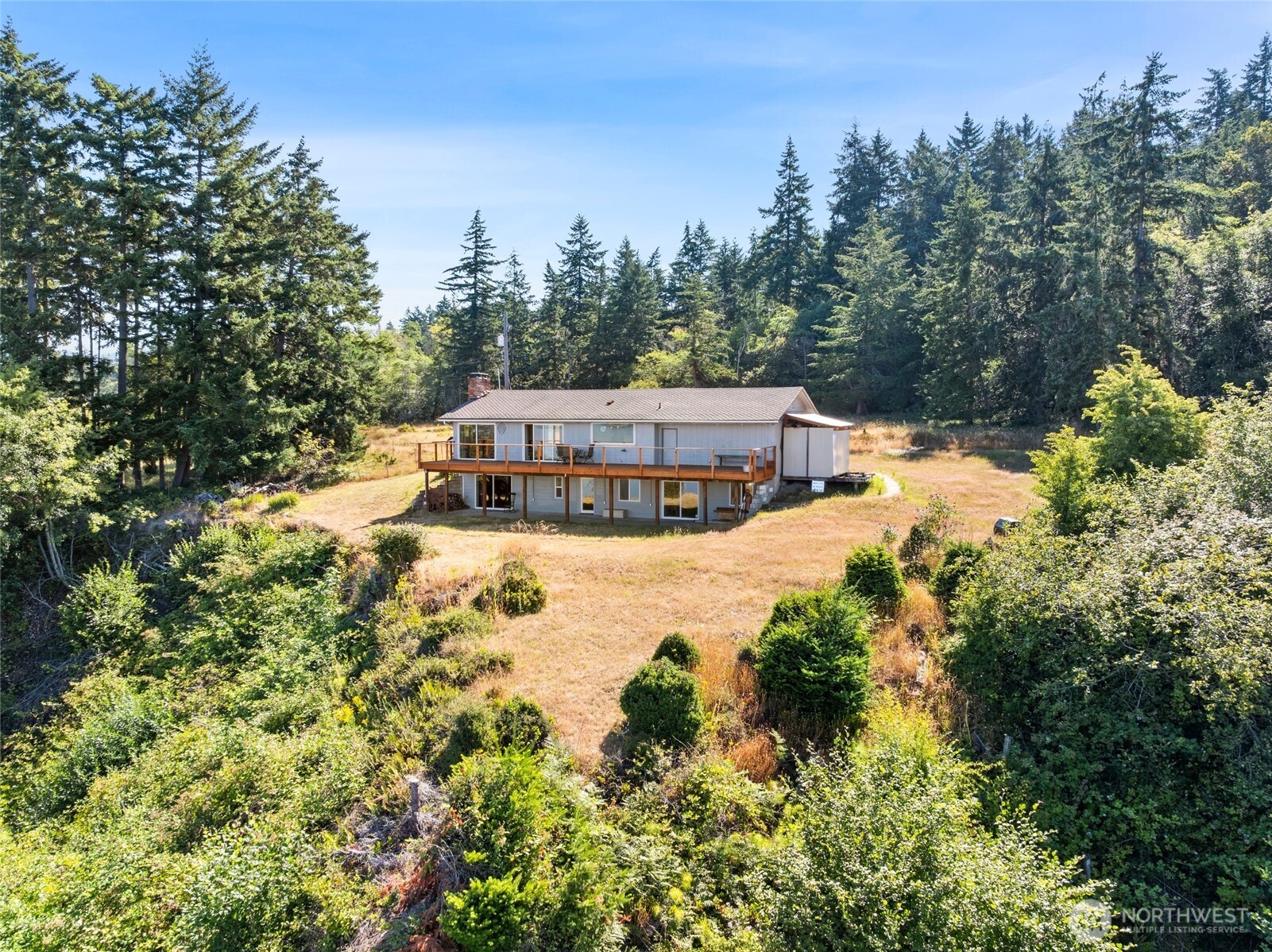 10806 West Morris Boulevard Steilacoom, WA 98388 - Photo 3 of 39