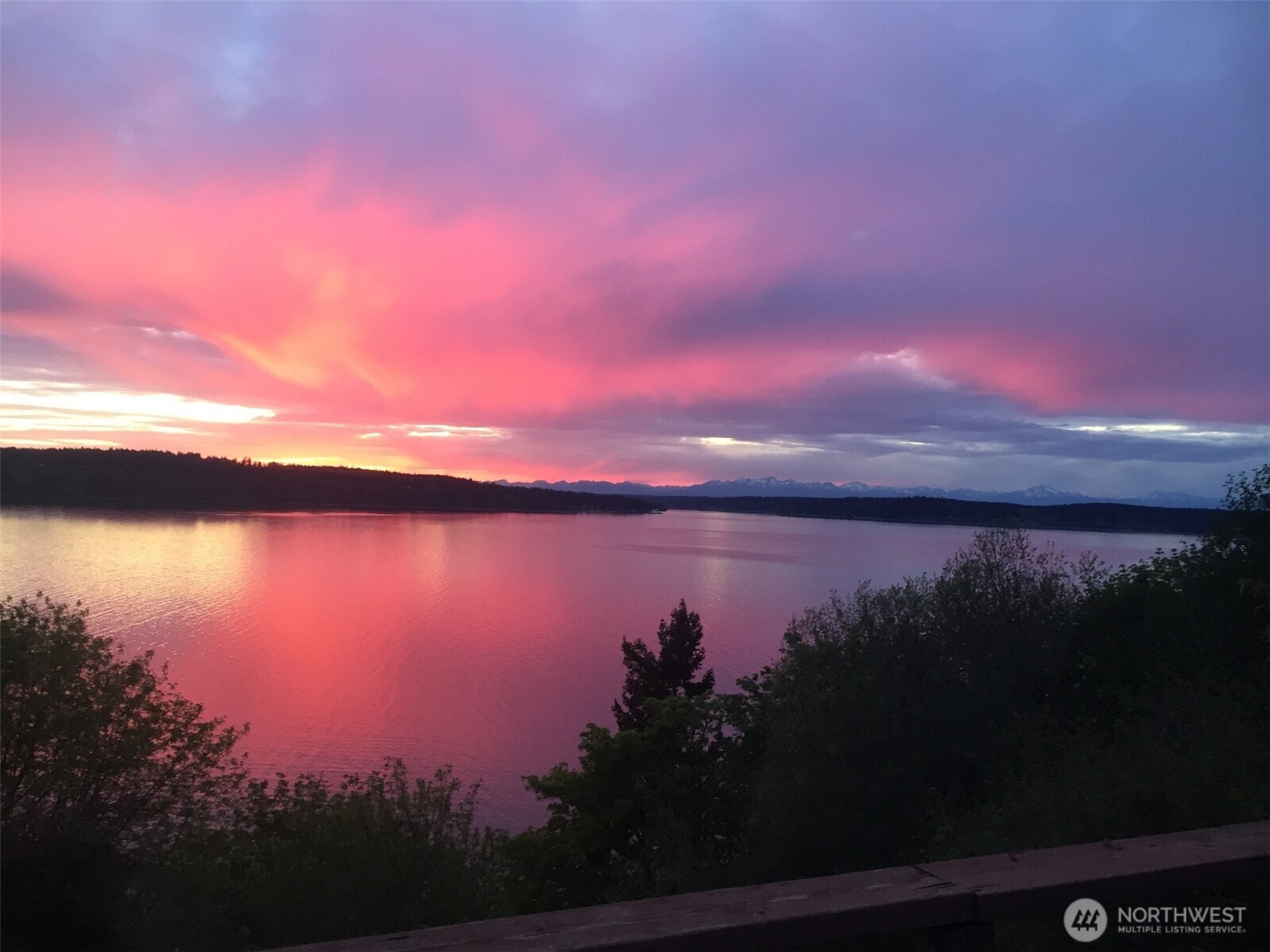 10806 West Morris Boulevard Steilacoom, WA 98388 - Photo 35 of 39