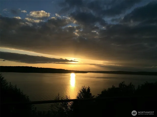 $595,000 | 10806 West Morris Boulevard, Steilacoom, WA 98388