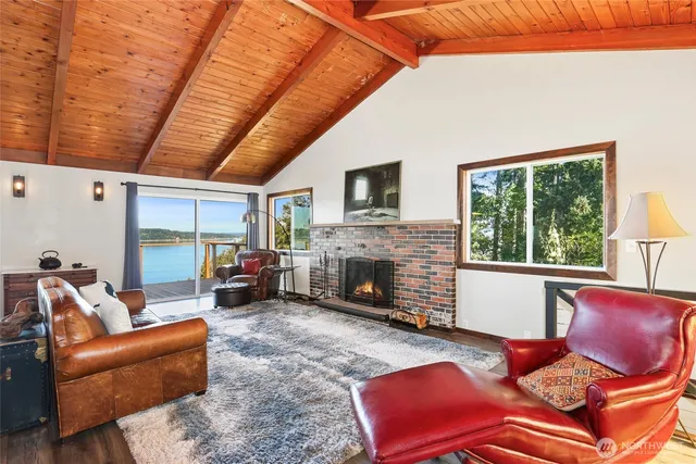 $595,000 | 10806 West Morris Boulevard, Steilacoom, WA 98388