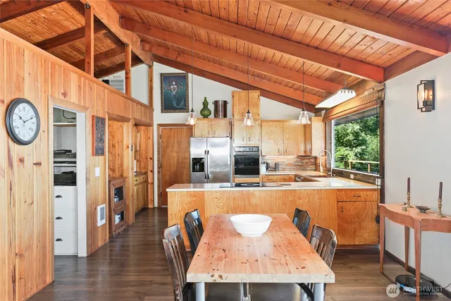 $595,000 | 10806 West Morris Boulevard, Steilacoom, WA 98388