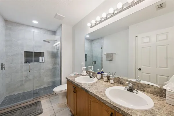 $330,000 | 3693 Oakdale Circle, Unit 205, Oviedo, FL 32765