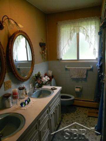 12950 Wadsworth Road Reese, MI 48757 - Photo 14 of 23 20362301-13.JPG