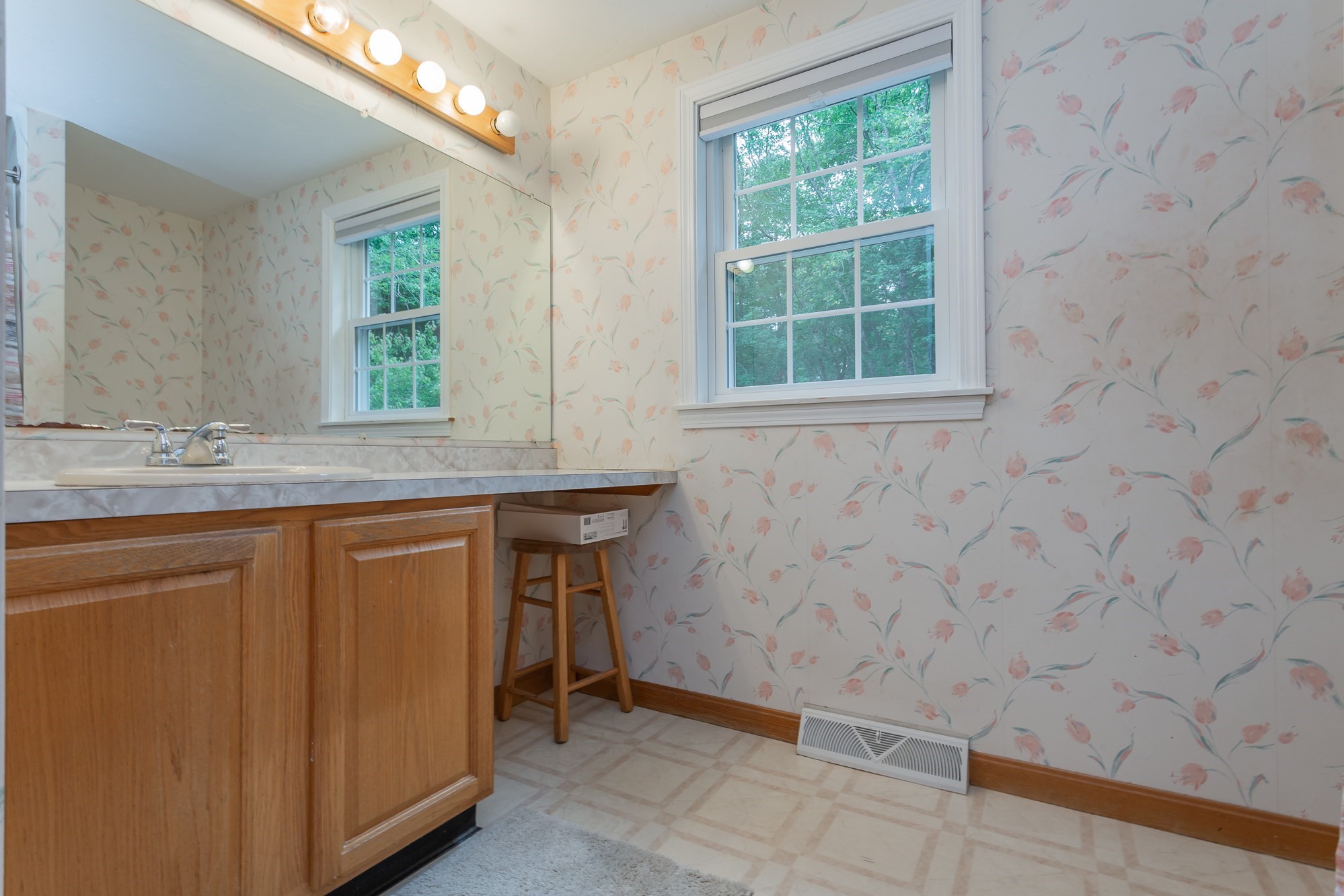 27 Gretchen Way Raynham, MA 02767 - Photo 29 of 40 Gallery Image 29