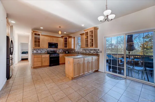 $749,000 | 3 Grand View Terrace, Chester, NY 10918