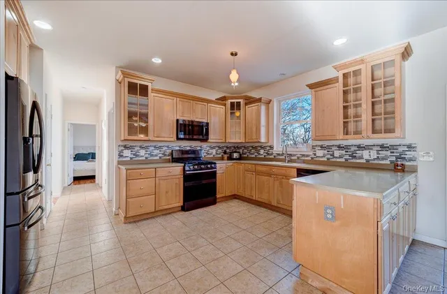 $749,000 | 3 Grand View Terrace, Chester, NY 10918