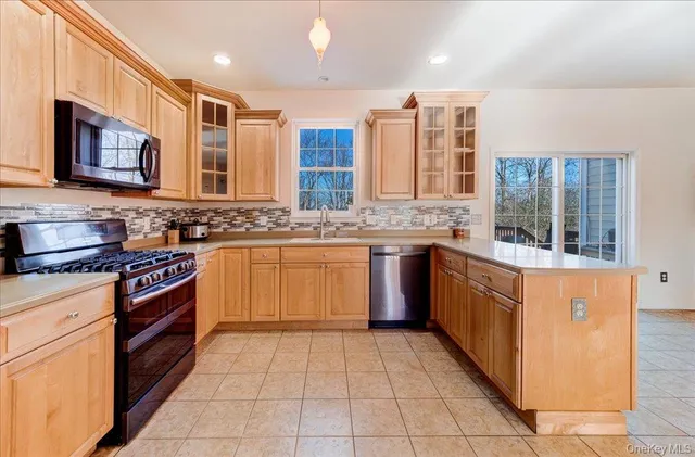 $749,000 | 3 Grand View Terrace, Chester, NY 10918