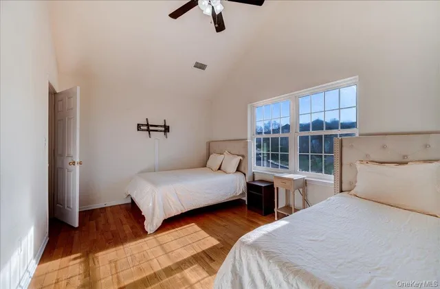 $749,000 | 3 Grand View Terrace, Chester, NY 10918