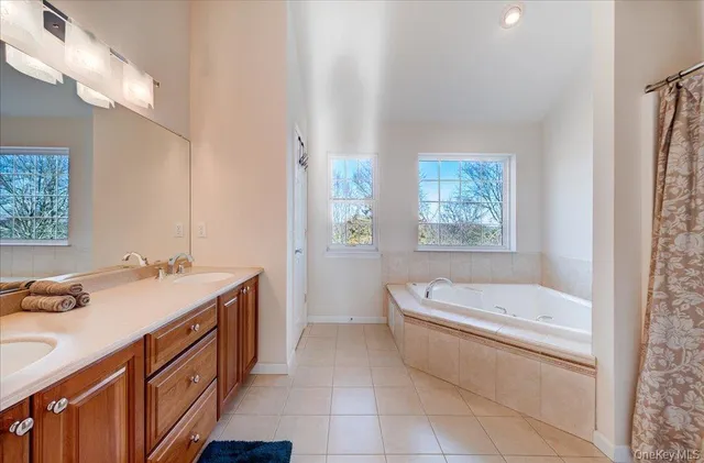 $749,000 | 3 Grand View Terrace, Chester, NY 10918