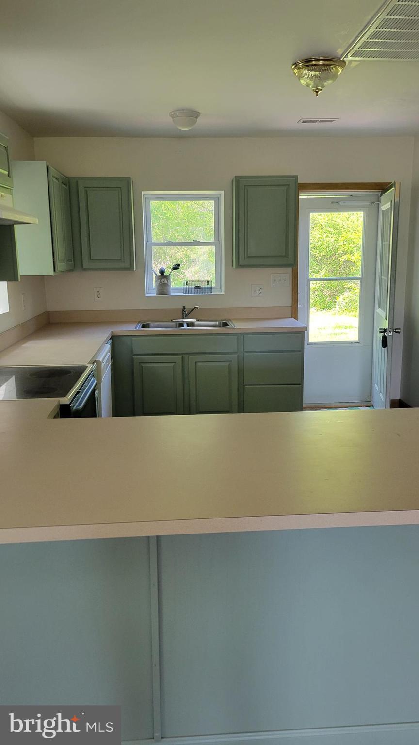 38094 Graves Road Coltons Point, MD 20626 - Photo 7 of 18