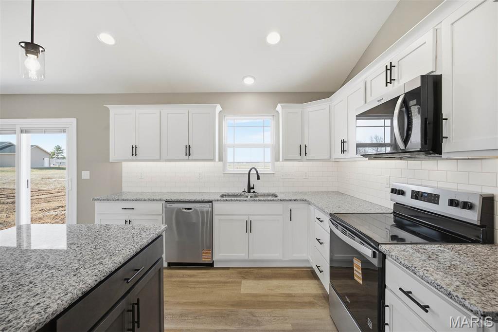 4823 Fitz James Crossing Highland, IL 62249 - Photo 14 of 53