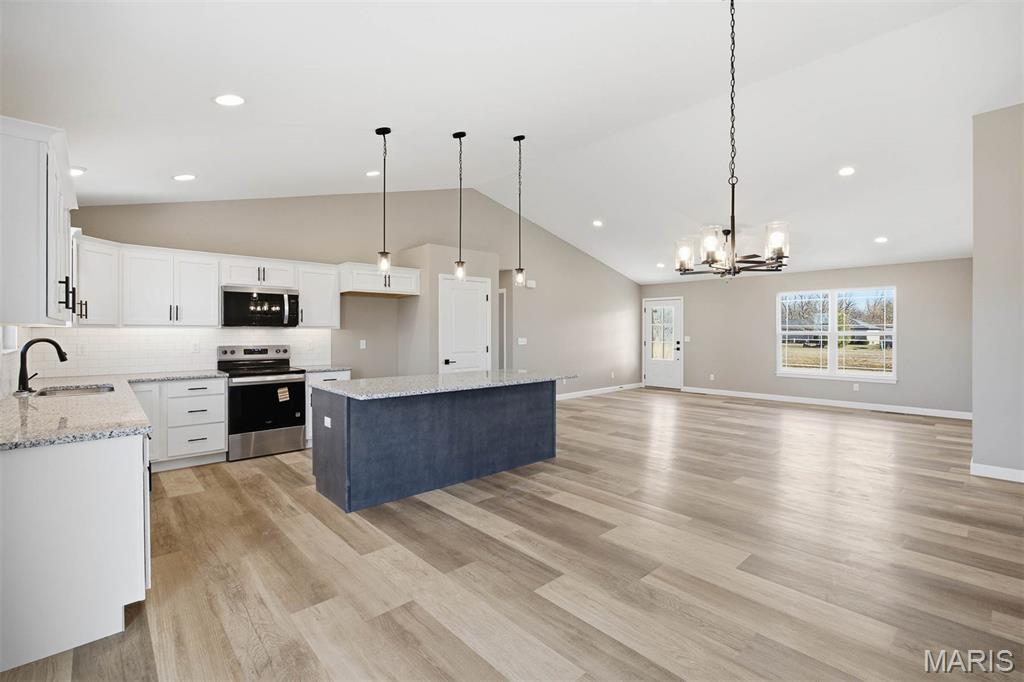 4823 Fitz James Crossing Highland, IL 62249 - Photo 15 of 53