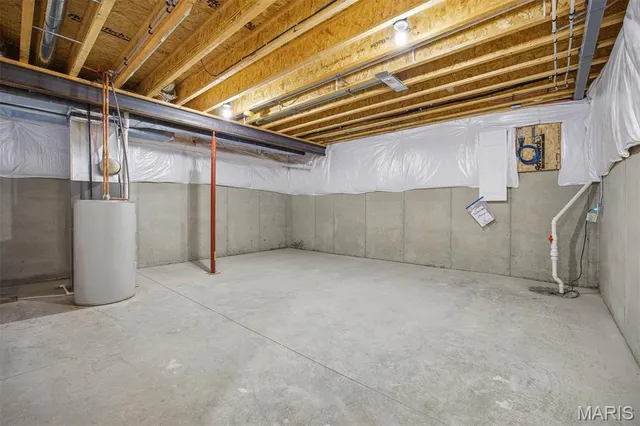 $380,000 | 4823 Fitz James Crossing, Highland, IL 62249