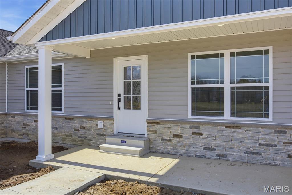 4823 Fitz James Crossing Highland, IL 62249 - Photo 4 of 53