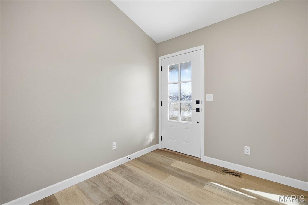 4823 Fitz James Crossing Highland, IL 62249 - Photo 5 of 53