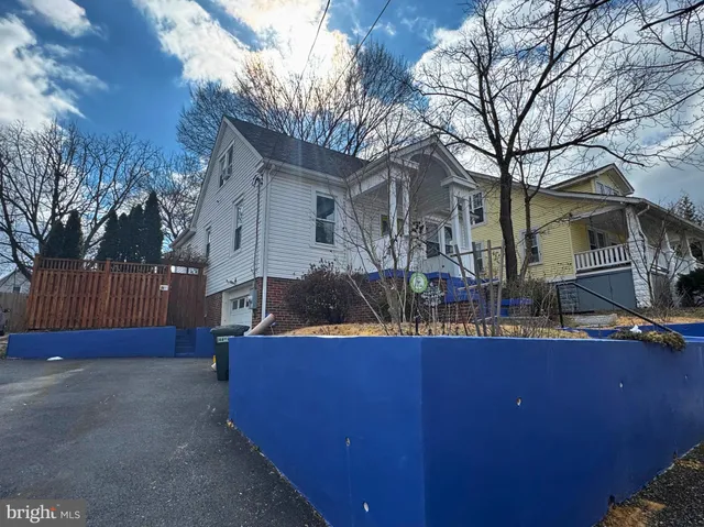 $3,200 | 3211 Varnum Street, Mount Rainier, MD 20712