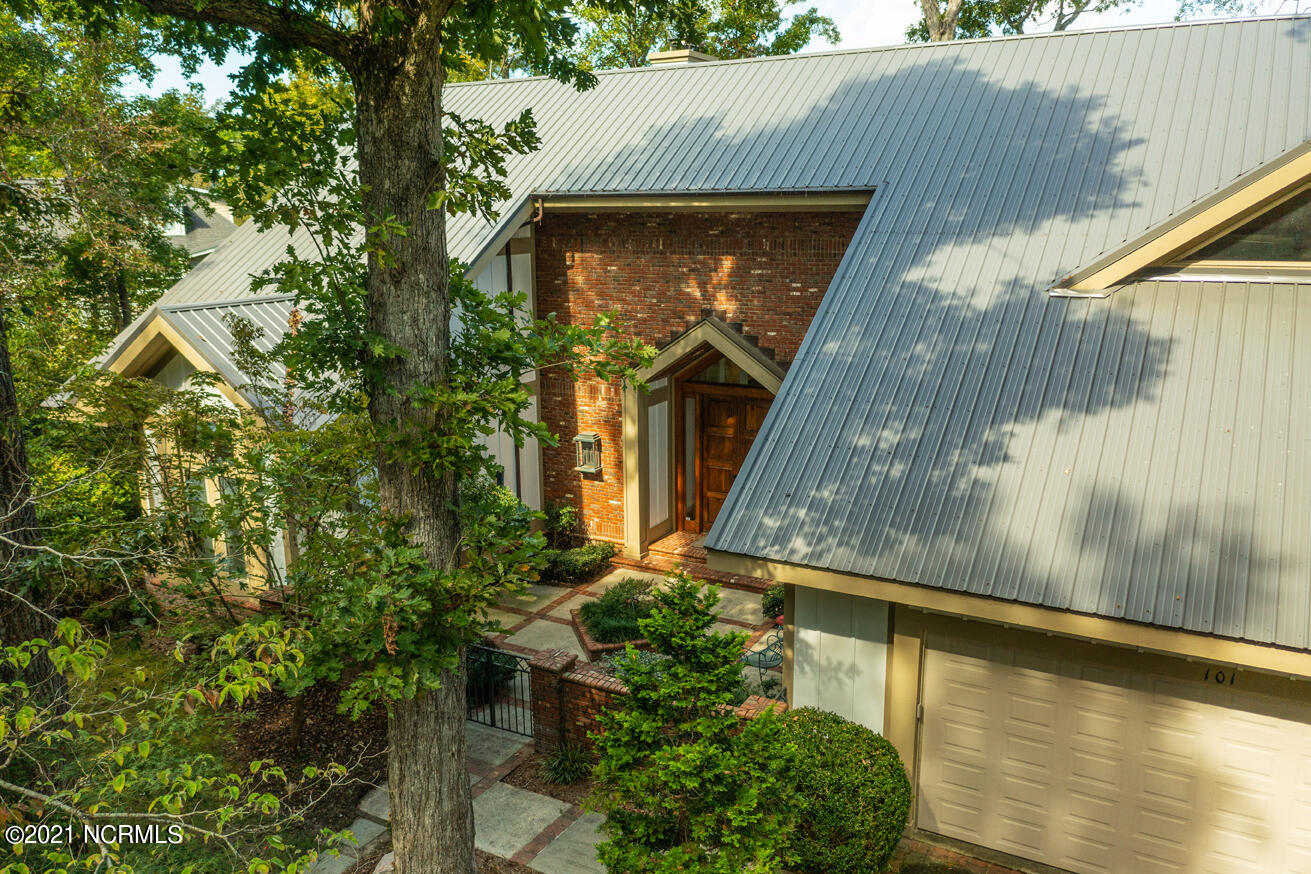 101 North Teachs Point Road Bath, NC 27808 - Photo 46 of 59 Designed by architect