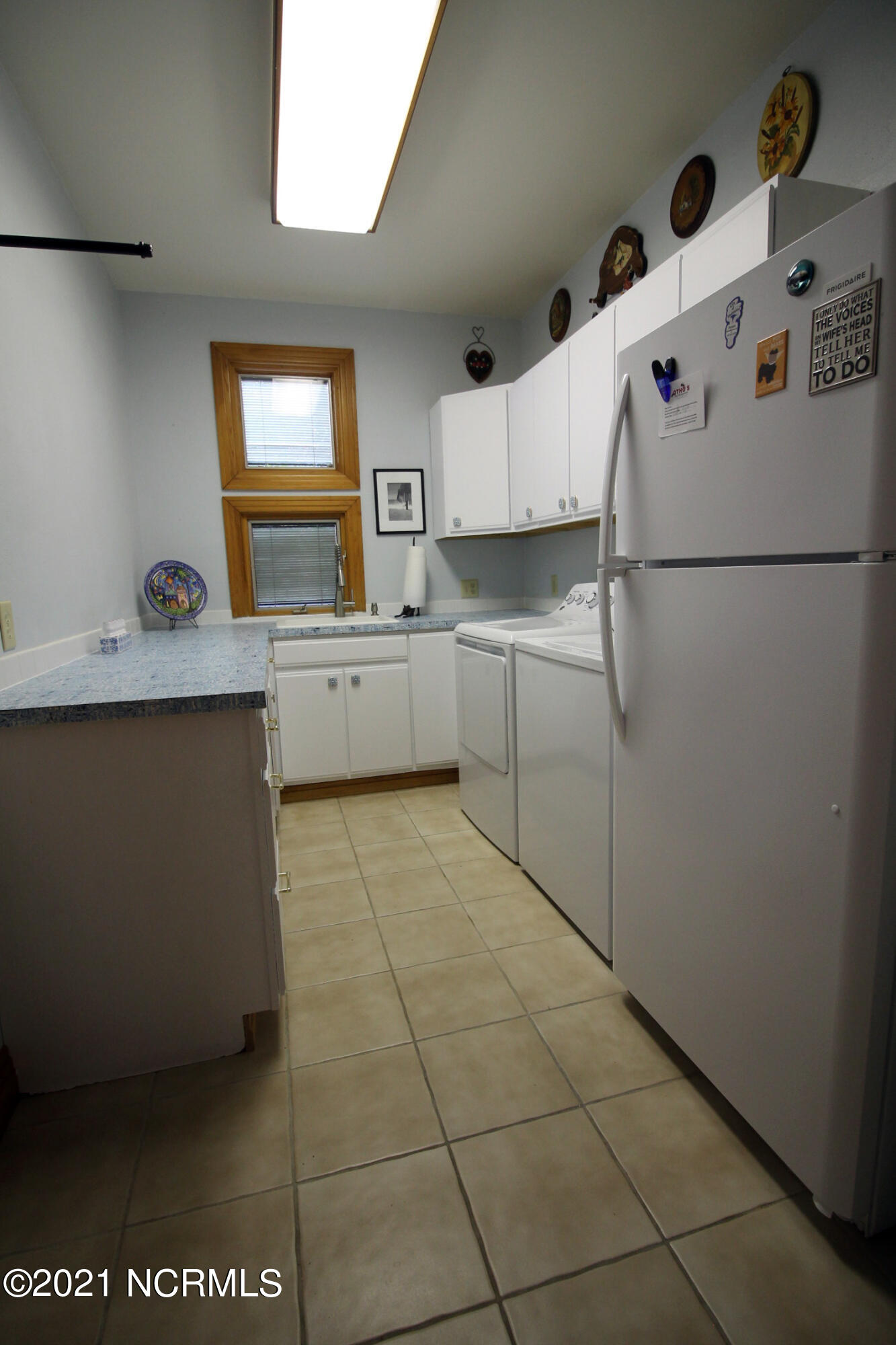 101 North Teachs Point Road Bath, NC 27808 - Photo 51 of 59 Laundry room