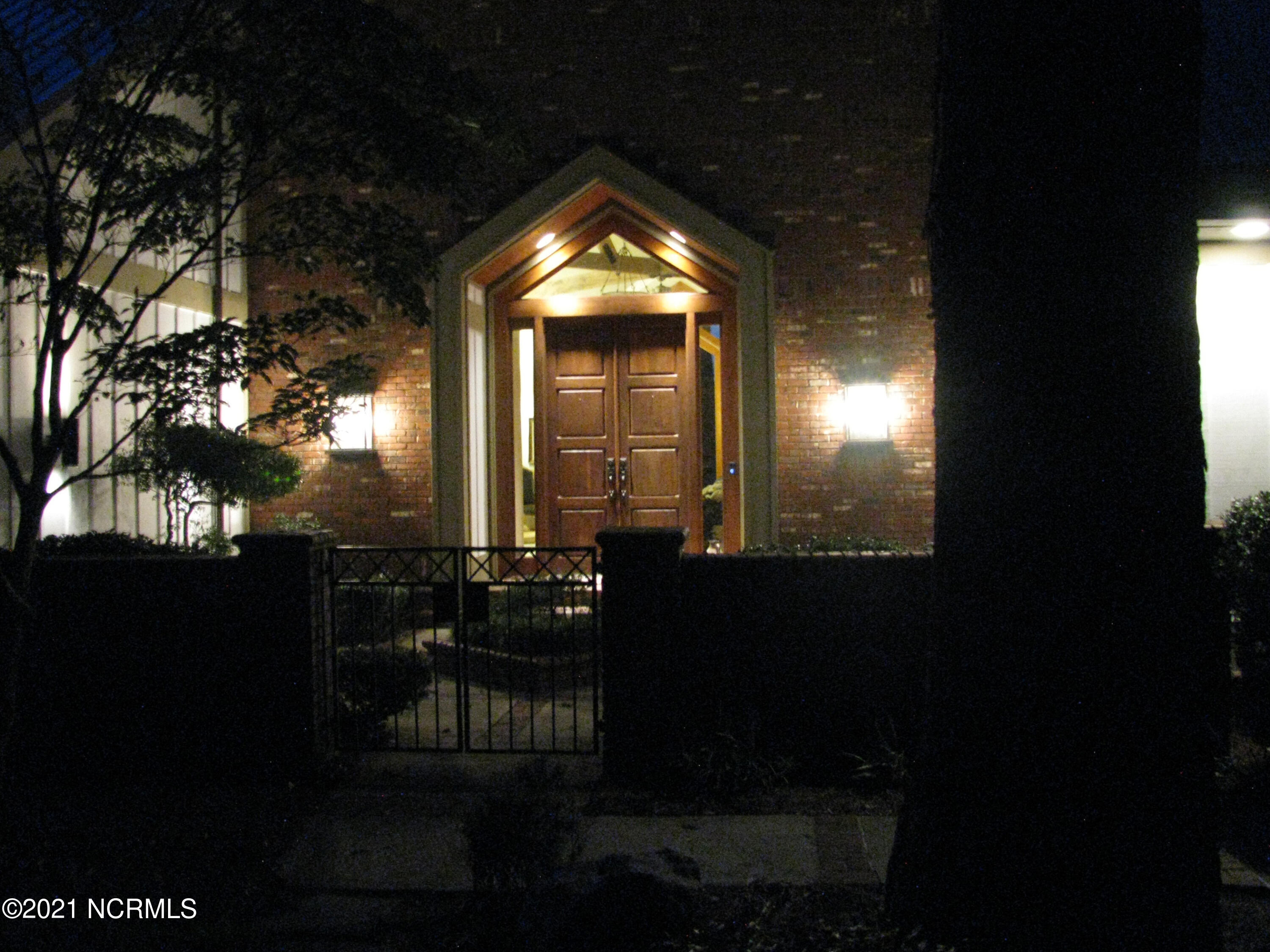 101 North Teachs Point Road Bath, NC 27808 - Photo 53 of 59 Dramatic at night too