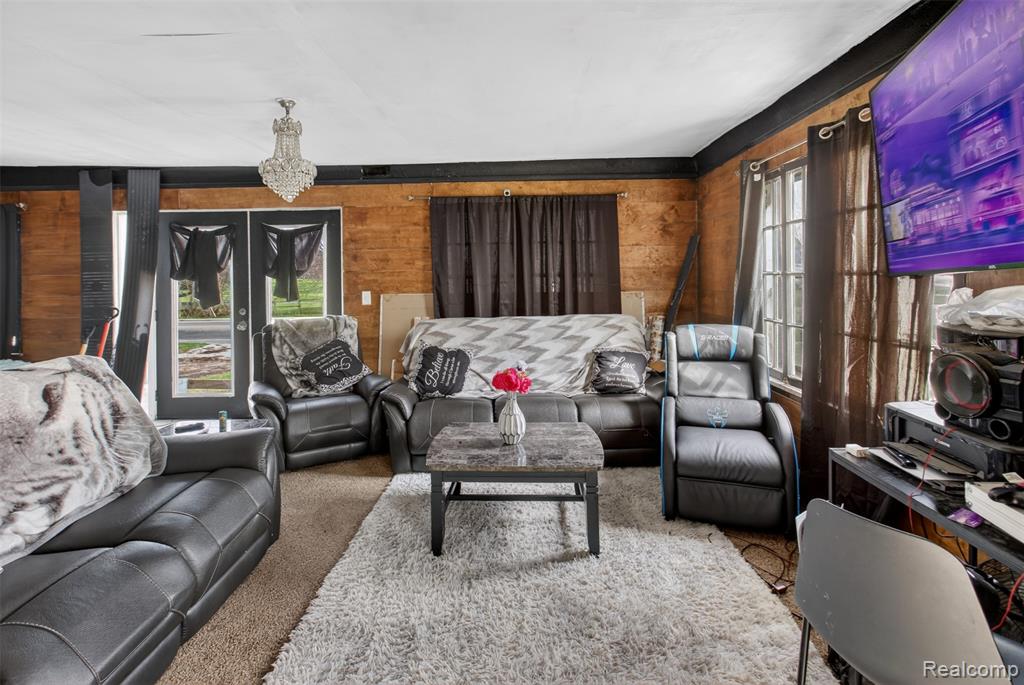 454 East Atherton Road Flint, MI 48507 - Photo 6 of 24
