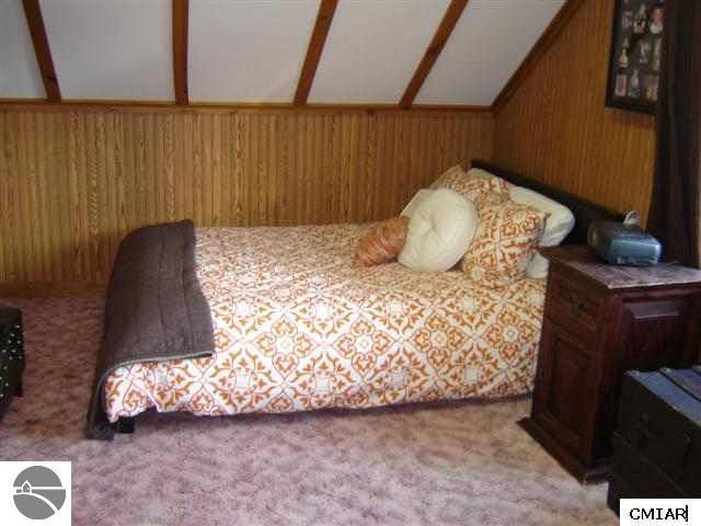 2068 1/2 North Winn Road Mount Pleasant, MI 48858 - Photo 7 of 9 1769426-6.JPG