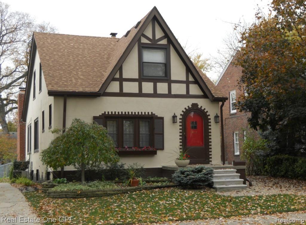 1617 Roslyn Road Grosse Pointe, MI 48236 - Photo 12 of 12 12 DSCN0427.jpg