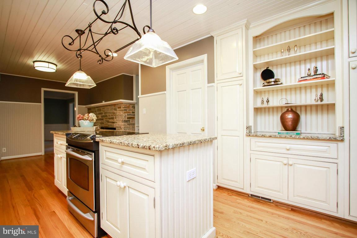 41 Greenvale Road Westminster, MD 21157 - Photo 11 of 29 Kitchen