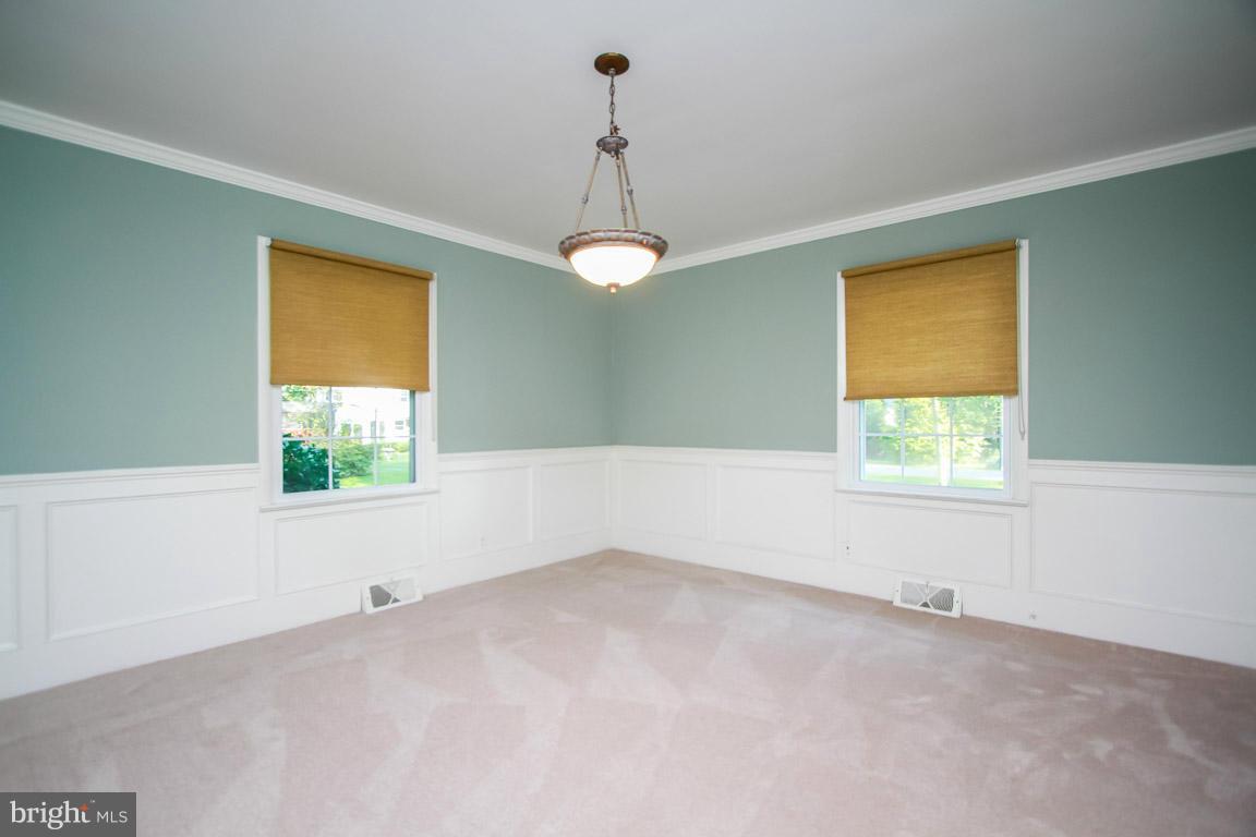 41 Greenvale Road Westminster, MD 21157 - Photo 14 of 29 Dining Room