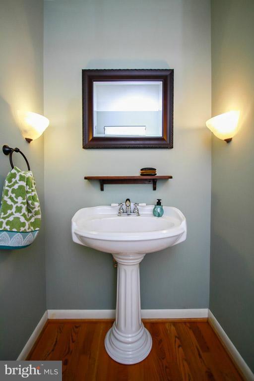 41 Greenvale Road Westminster, MD 21157 - Photo 17 of 29 Bath