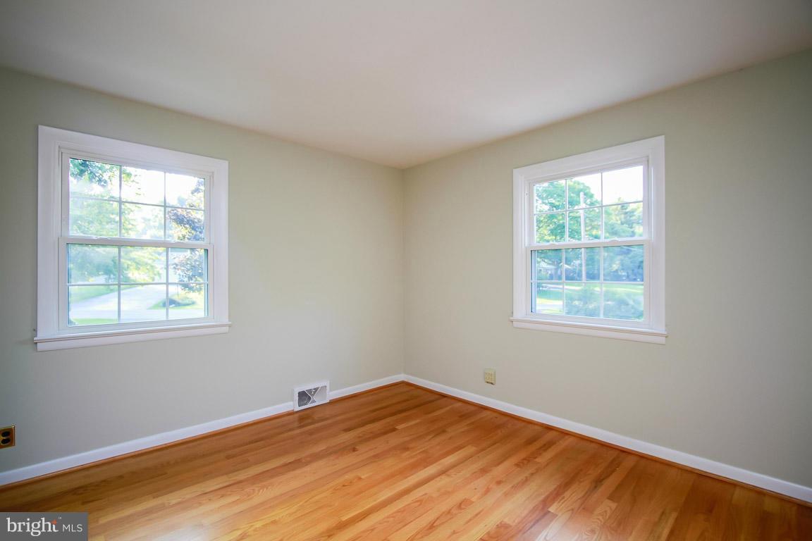 41 Greenvale Road Westminster, MD 21157 - Photo 23 of 29 Bedroom 3