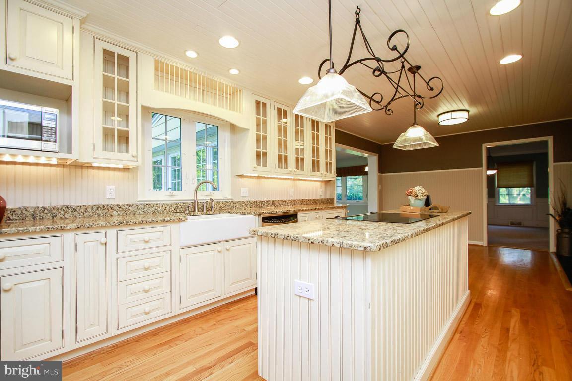 41 Greenvale Road Westminster, MD 21157 - Photo 10 of 29 Kitchen
