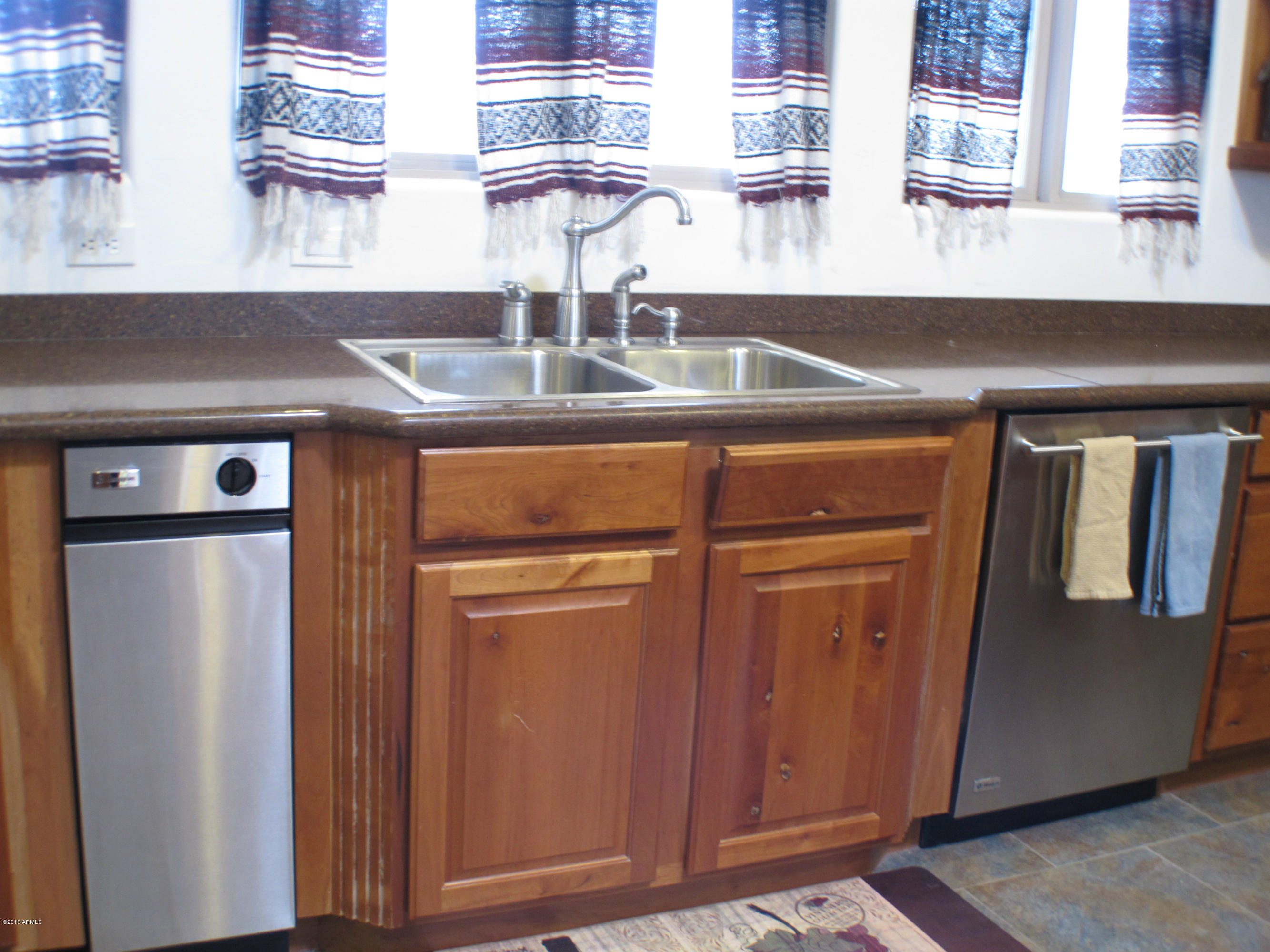 2746 North Warren Road Maricopa, AZ 85139 - Photo 14 of 45 Kitchen 5