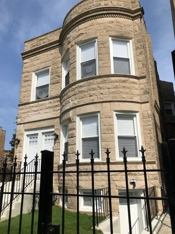 $2,600 | 6541 South Ingleside Avenue, Unit 2, Chicago, IL 60637