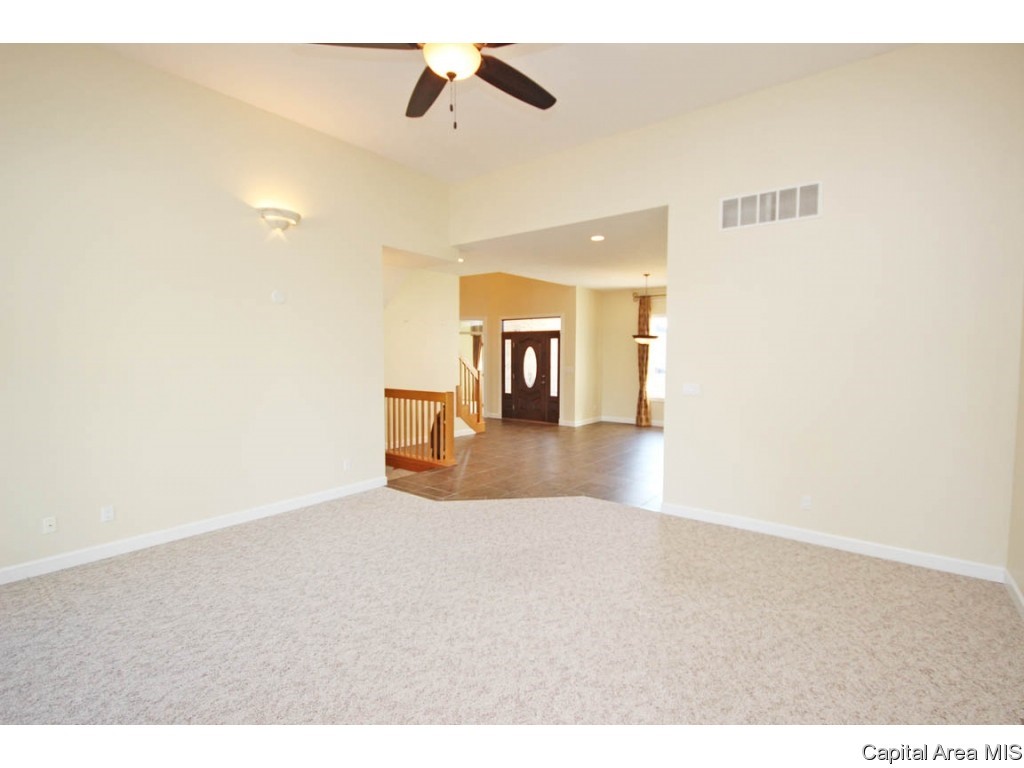 4404 Turtle Bay Springfield, IL 62711 - Photo 3 of 36