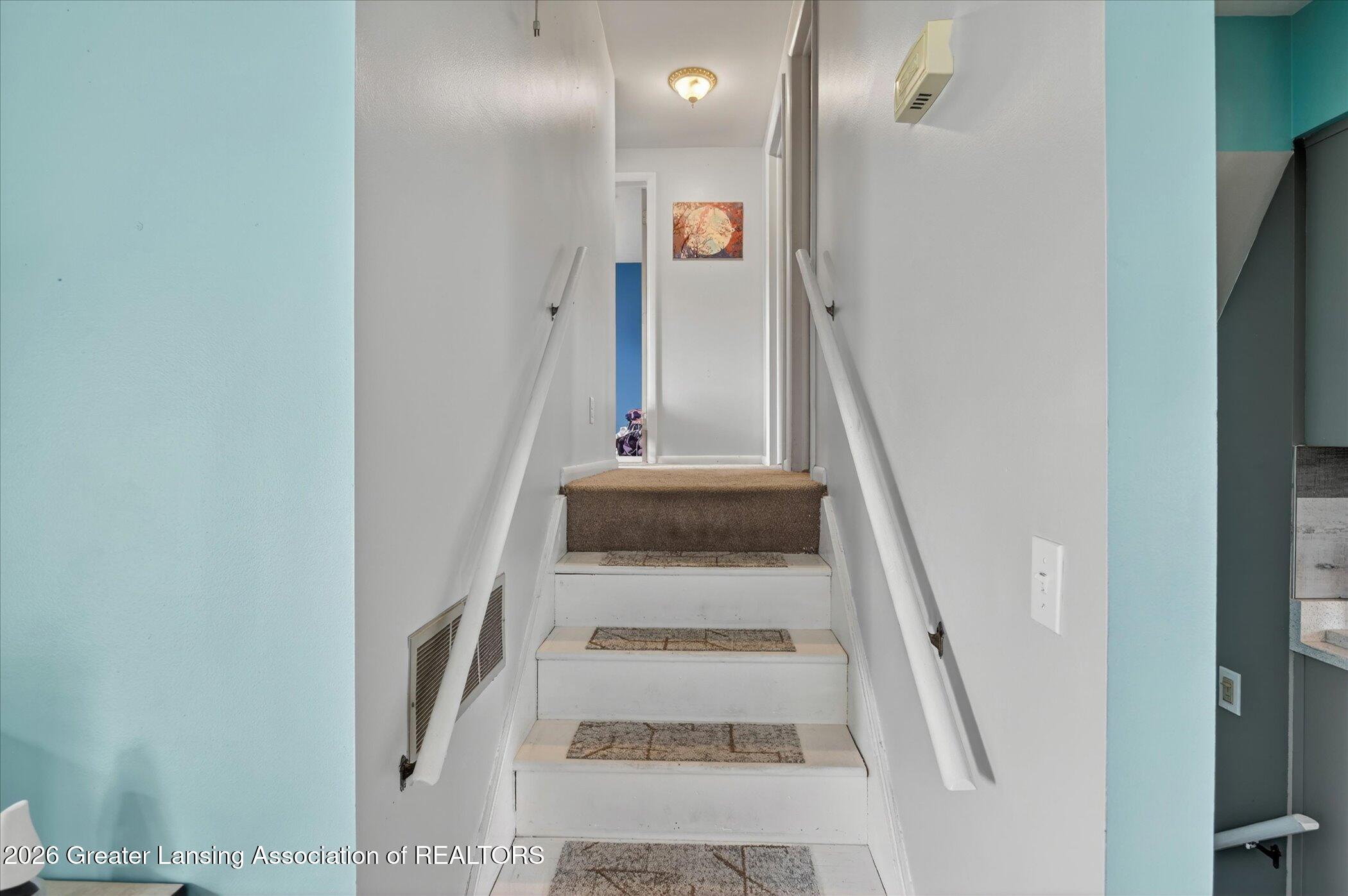 619 Charleston Road Lansing, MI 48917 - Photo 12 of 43 18-619-Charleston-Rd-Lansing-WindowStill